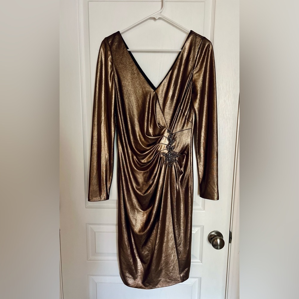 Marchesa Notte Bronze Gold Metallic Foiled Lamé Long-Sleeve Cocktail Dress